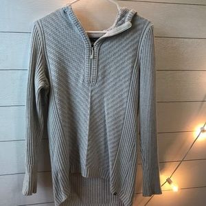 Eddie Bauer light cream sweater